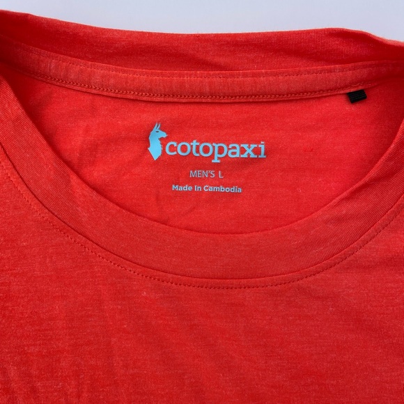Cotopaxi pocket tee - super soft and lightweight - Picture 2 of 4